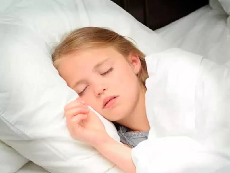 сколько часов должен спать ребенок 